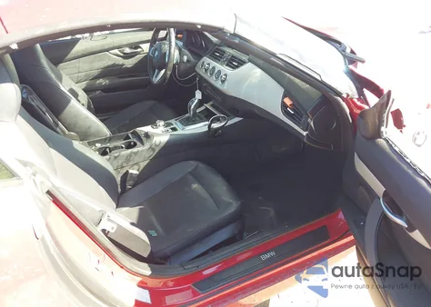 2015 BMW Z4 Sdrive28I z USA, uszkodzony, nr VIN WBALL5C53FP557376